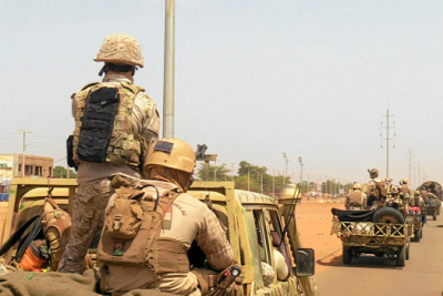 &quot;Des soldats français ont quitté leurs bases au Niger dans un premier convoi terrestre en direction du Tchad&quot;, a indiqué le pouvoir à Niamey.