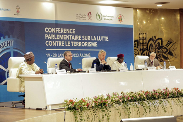 L’implication active des parlementaires dans la lutte contre le terrorisme et la prévention de l’extrémisme violent sur l’engagement des jeunes en Afrique