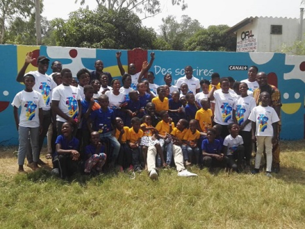 Fête de fin d’année : Les enfants de l’orphelinat La Solution, le sourire aux lèvres grâce à Canal+ Togo