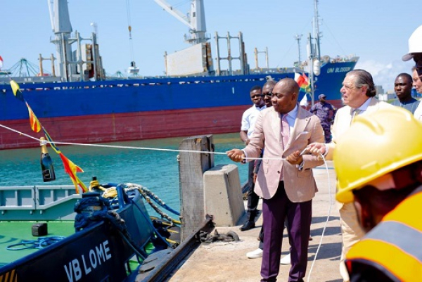 Maritime: Le Port Autonome de Lomé dispose d’un nouveau remorqueur &quot;VB Lomé &quot; pouvant accoster des navires de 400m de long