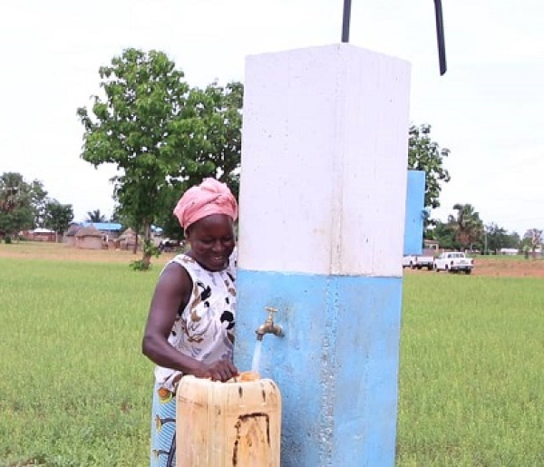 Accès à l’eau potable dans le Grand Lomé: le ministère en charge de l&#039;eau lance un appel d’offres