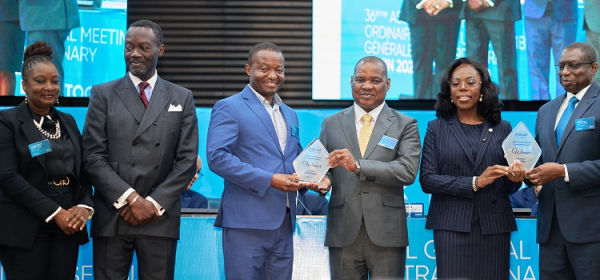 Projets de développement durable novateurs: Ecobank Ghana et Ecobank Zimbabwe sont les co-lauréats du Group Chairman&#039;s Sustainability Award