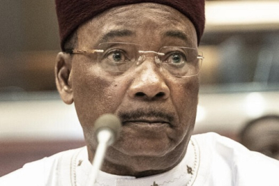 Niger: La fille de l&#039;ancien président Bazoum accuse Mahamadou Issoufou d&#039;être le cerveau du coup d&#039;État