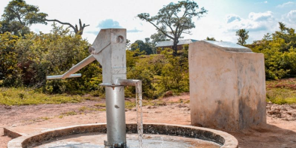 Accès à l&#039;eau potable des zones rurales: SOFIE connecte 9.052 forages publics au Togo