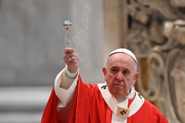 Religion: Le Pape François a officiellement autorisé la bénédiction des couples de même sexe