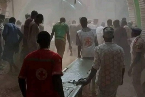Nigeria: Une partie de mosquée des années 1830 s’effondre en pleine prière 
