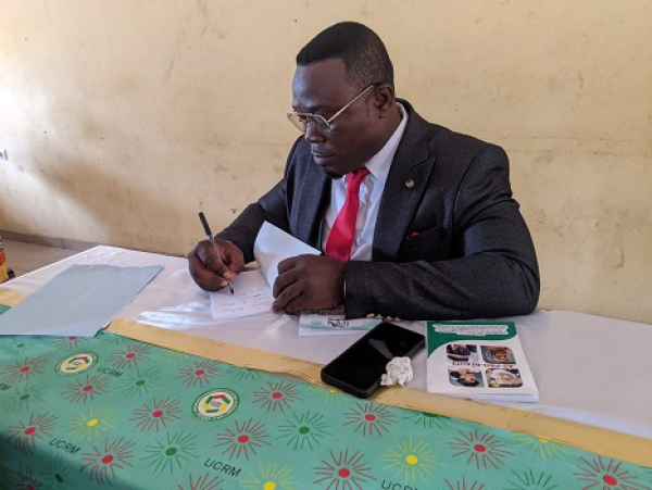 Un manuel pour révolutionner la formation en coiffure et esthétique au Togo