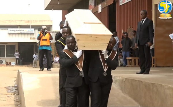 La dépouille mortelle de Mgr Philippe Fanoko Kpodzro est arrivée à Lomé