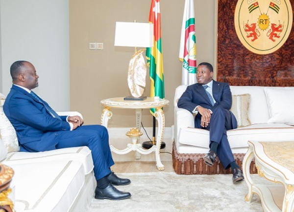 Diplomatie : Faure Gnassingbé a échangé avec l’ambassadeur de Côte d’Ivoire en fin de mission