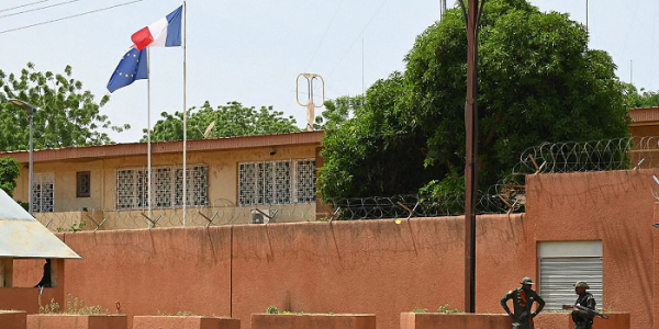 Niger : La junte militaire ordonne l’expulsion de l’ambassadeur de France