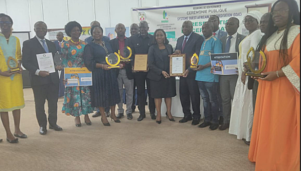 UEMOA : Le Certificat de Reconnaissance Internationale du SOAC présenté officiellement au Togo