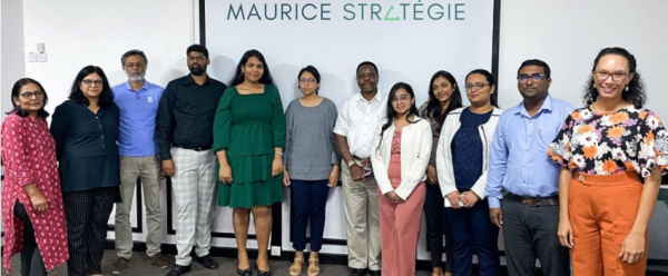 Des chercheurs et décideurs mauriciens suivent une formation sur l’outil de prévision et de simulation politique de la CEA